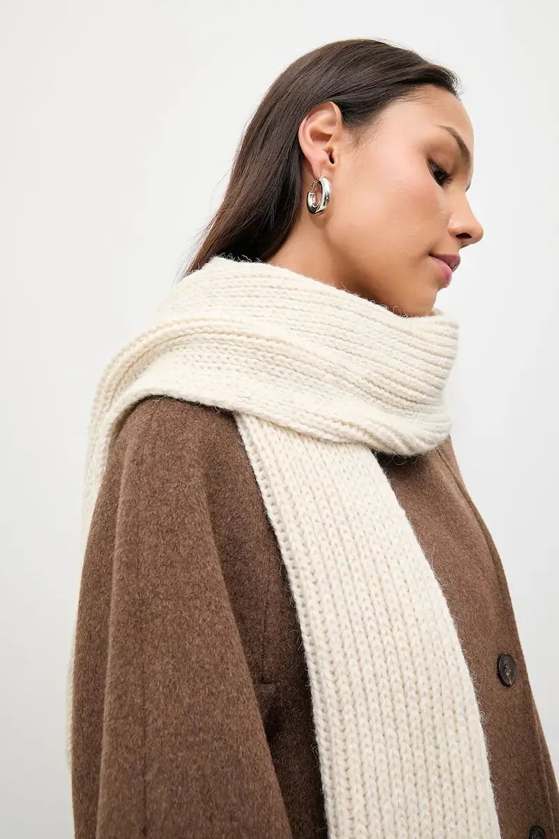 sciarpa in lana donna colore beige