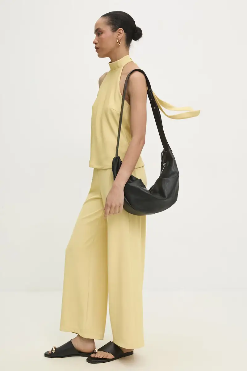 set donna colore giallo