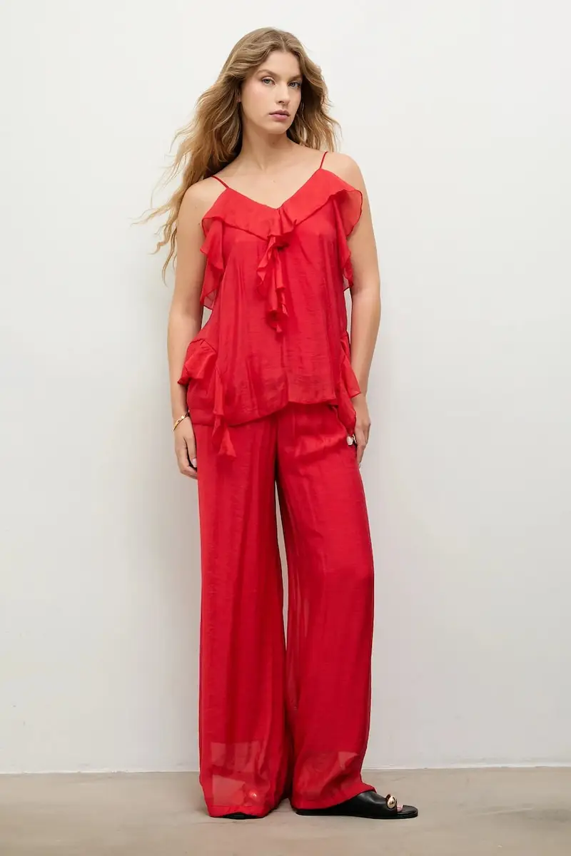 set donna colore rosso