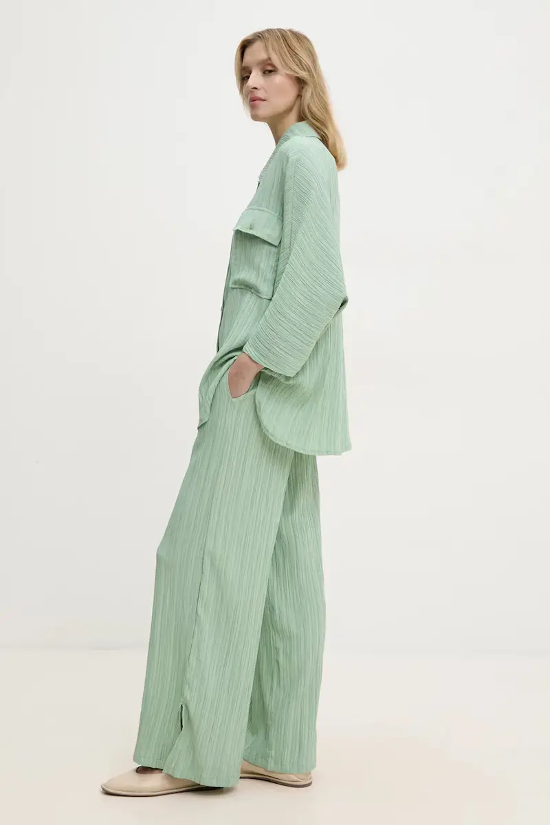 set donna colore verde