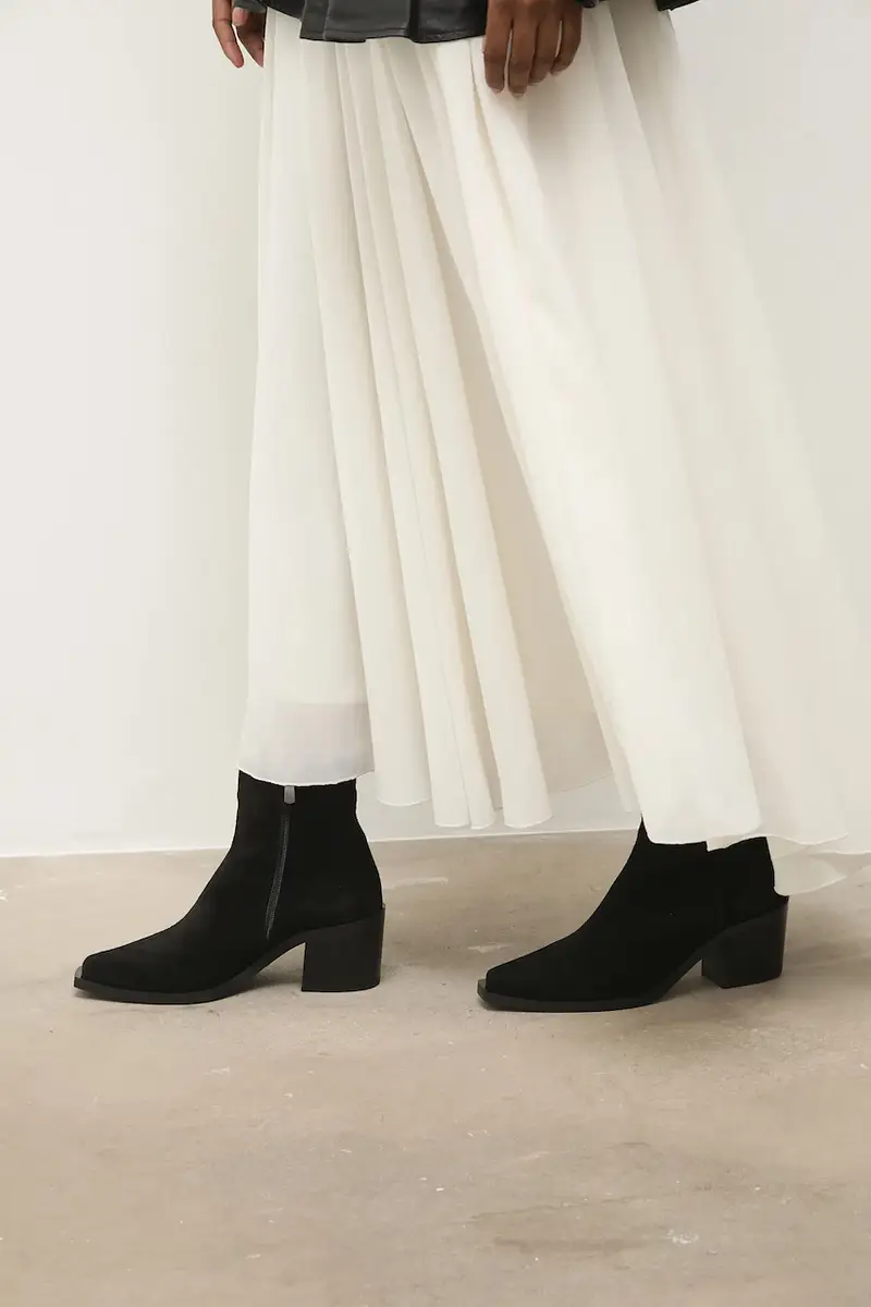 stivaletti alla caviglia in camoscio colore nero