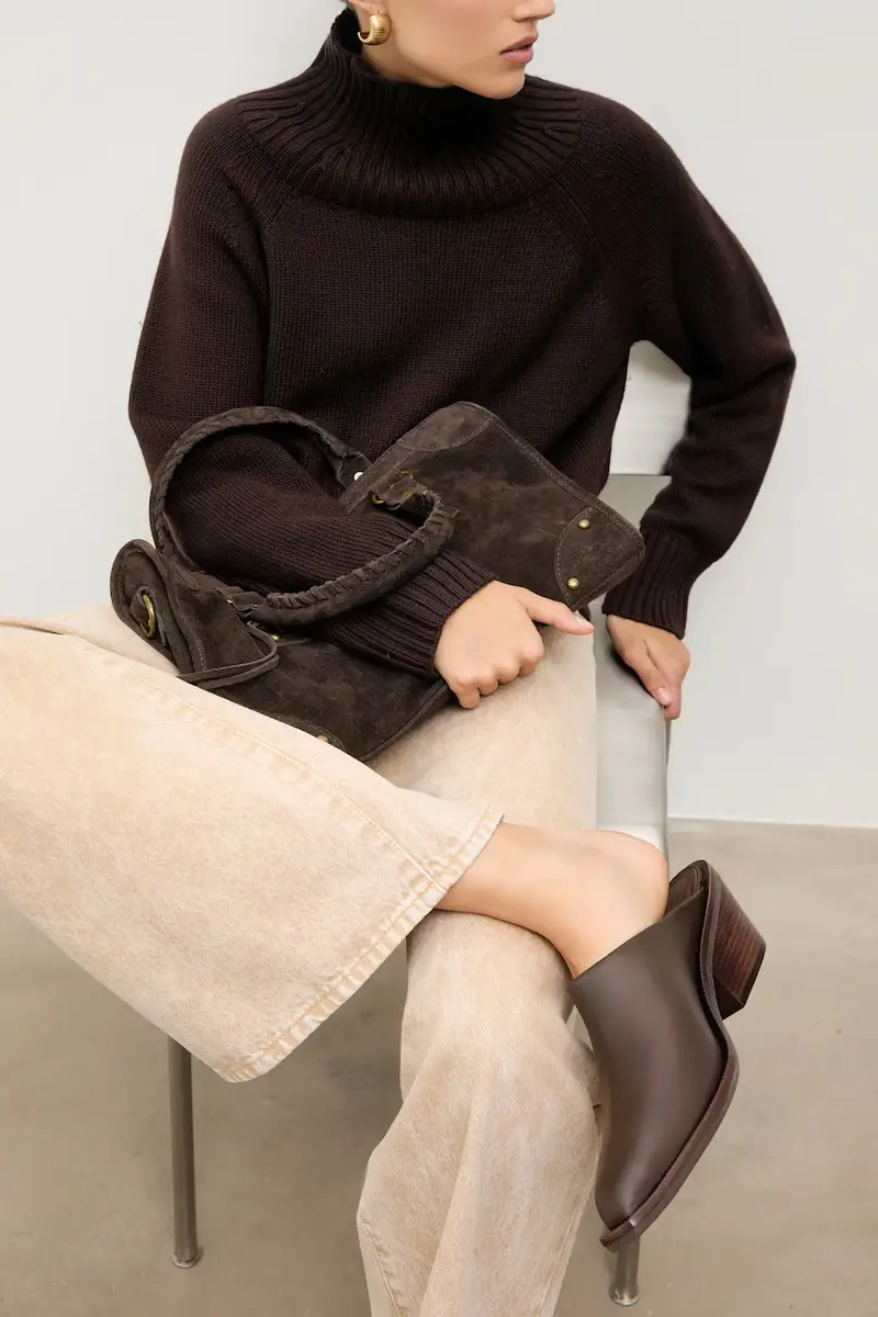 stivaletti alla caviglia in pelle colore marrone