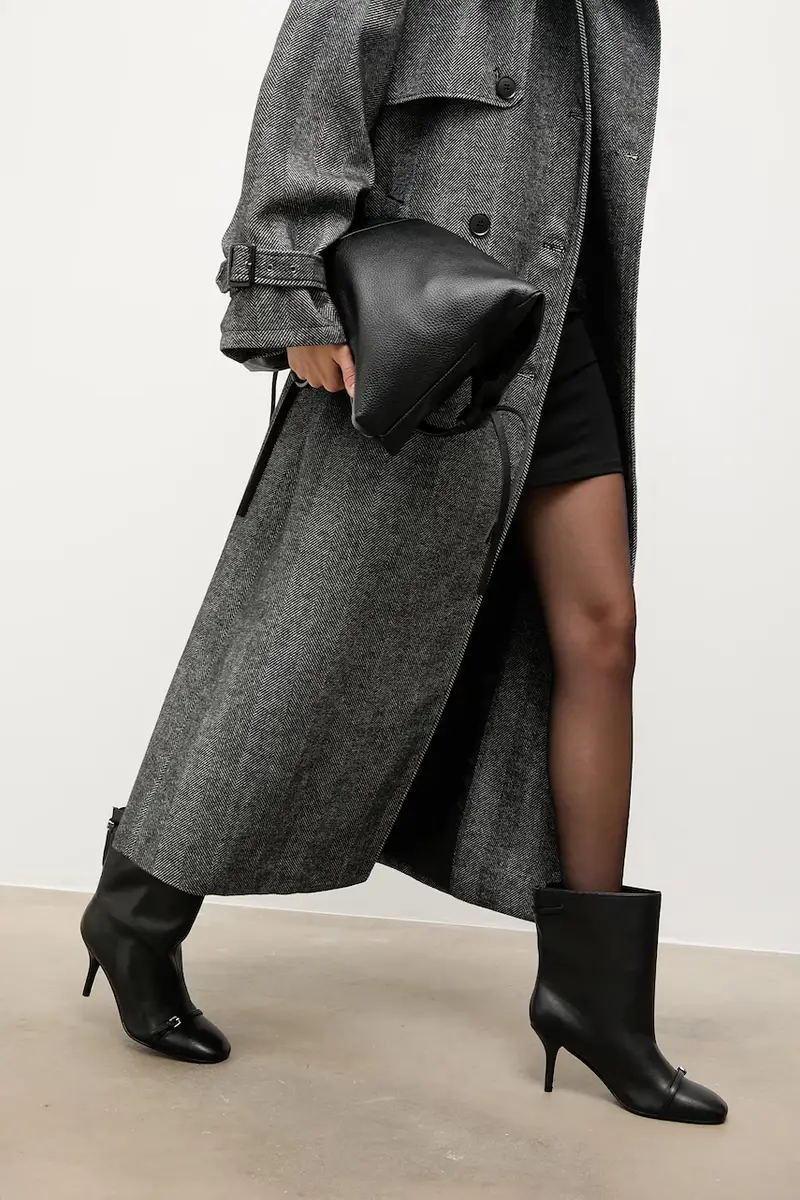 stivaletti alla caviglia in pelle colore nero