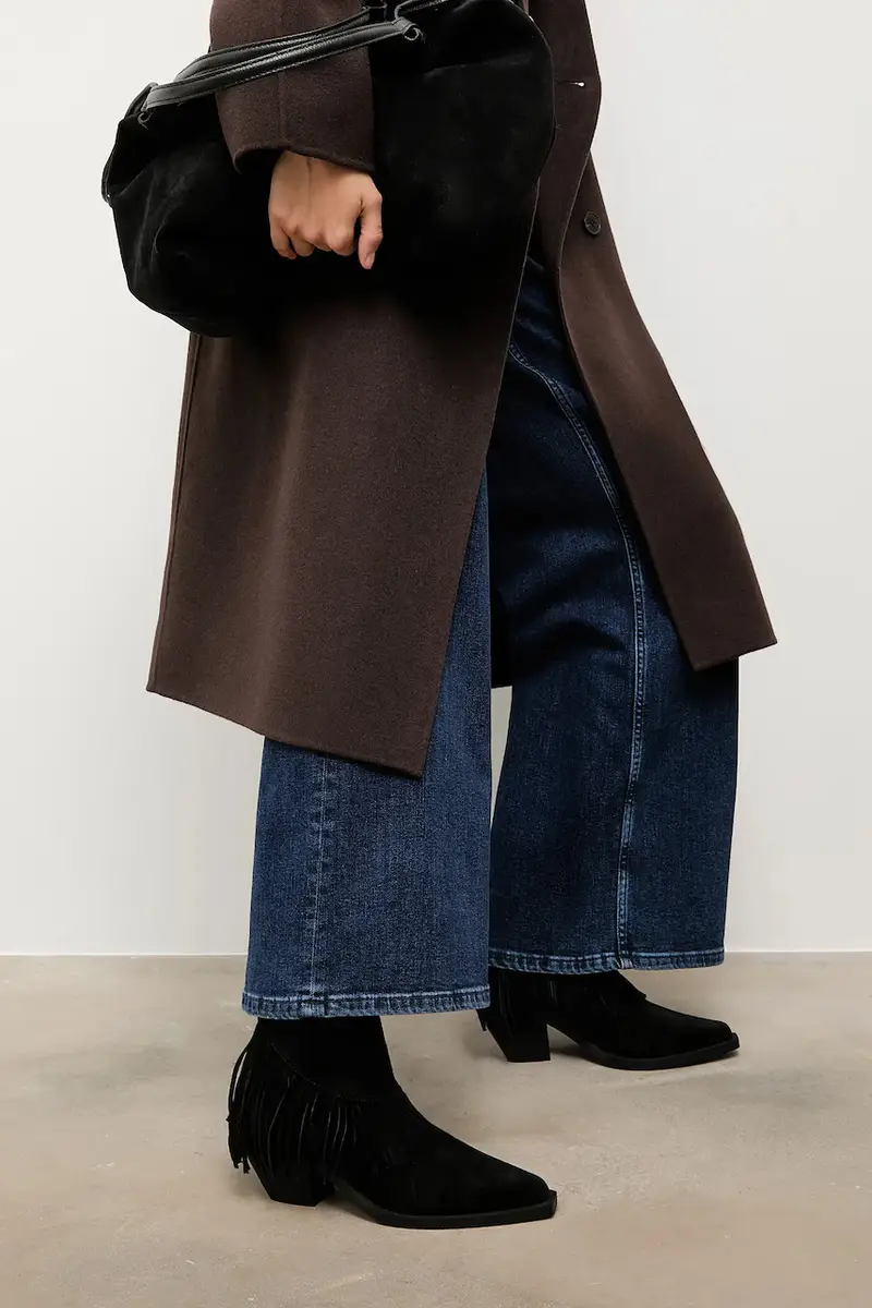 stivali cowboy in pelle scamosciata colore nero