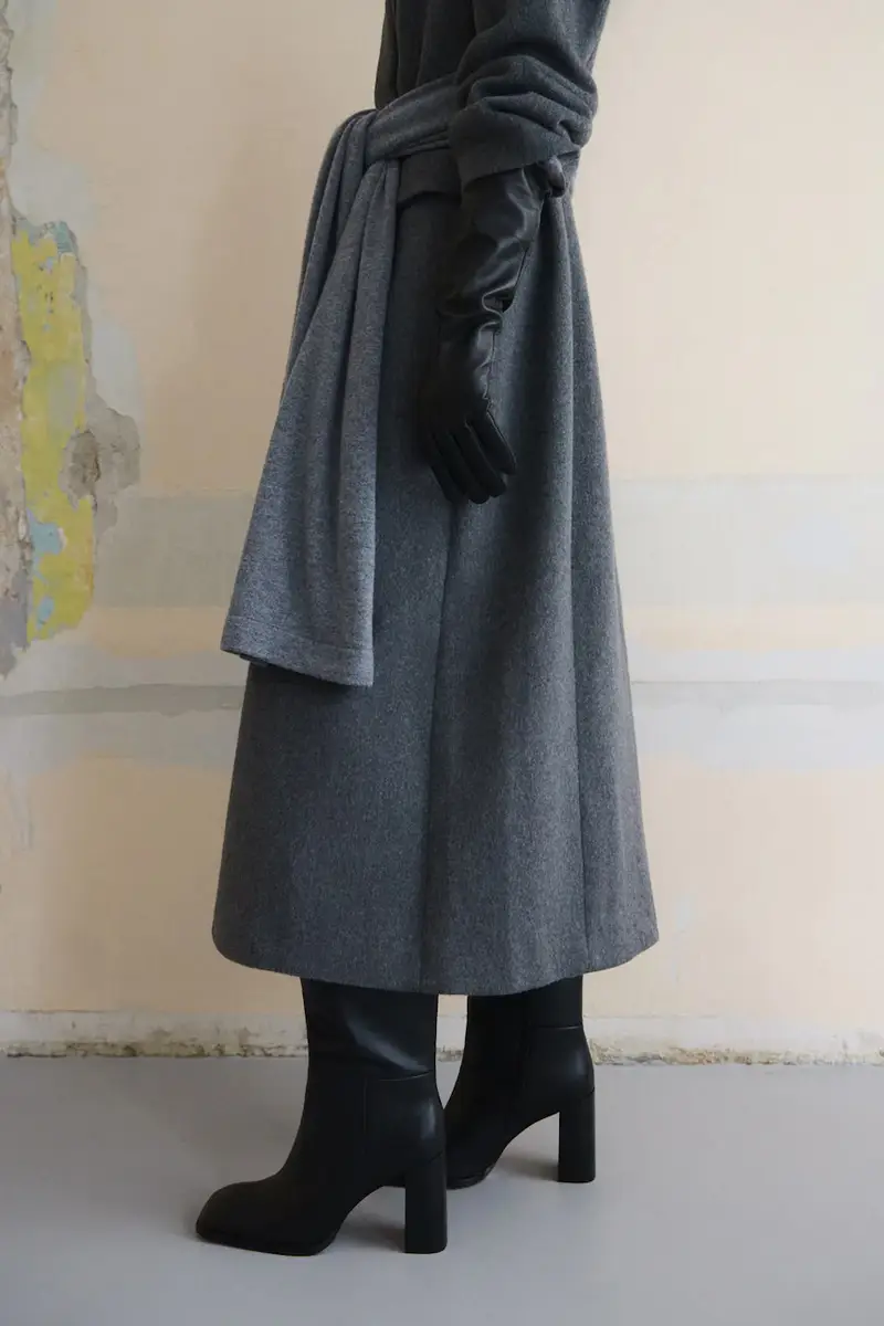 stivali in pelle colore nero