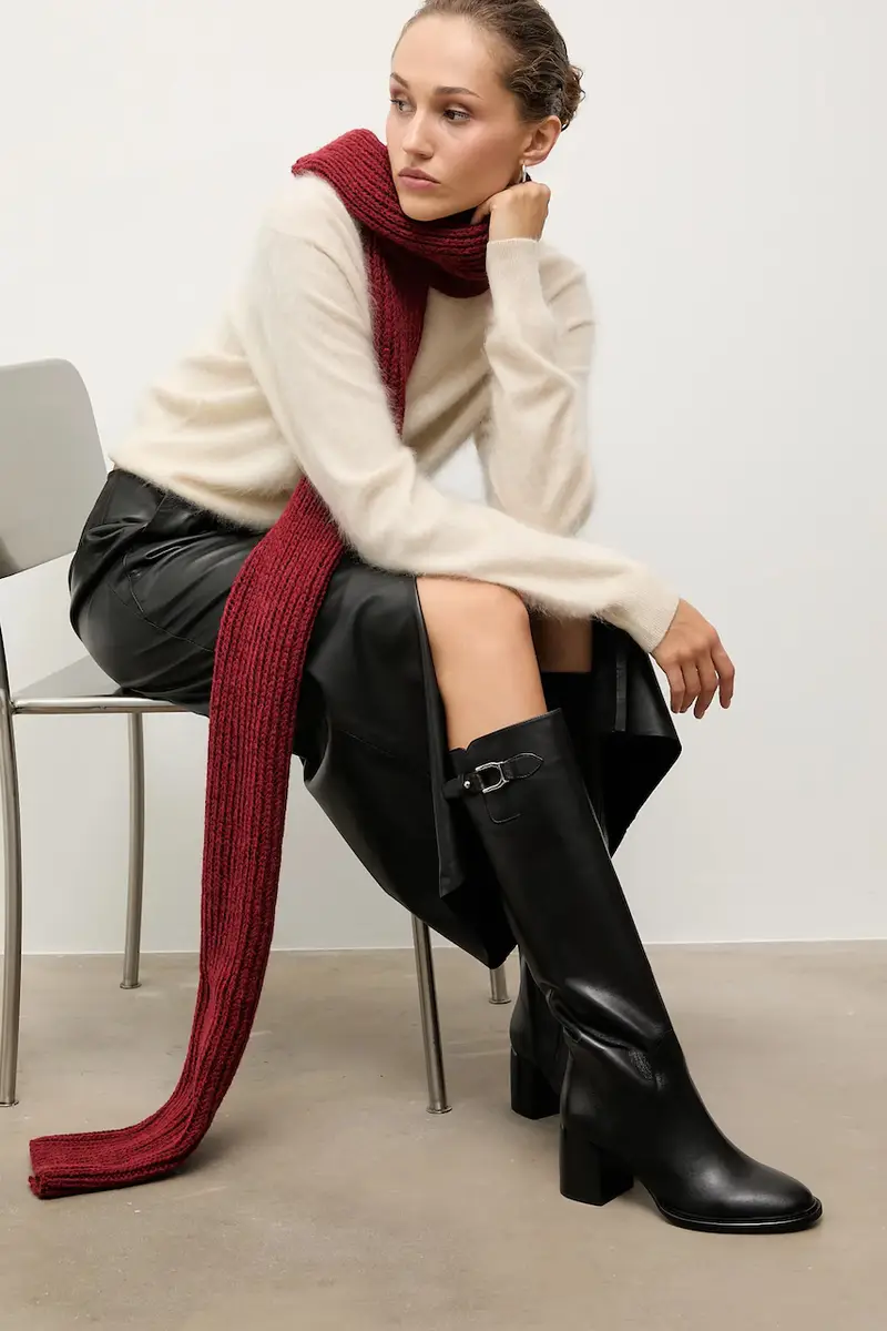 stivali in pelle donna colore nero