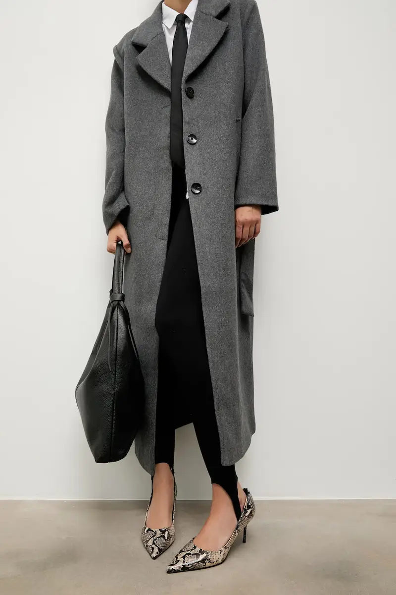 tacchi in pelle colore beige