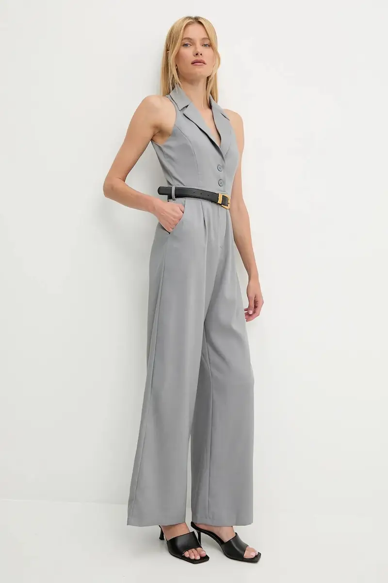 tuta elegante colore grigio