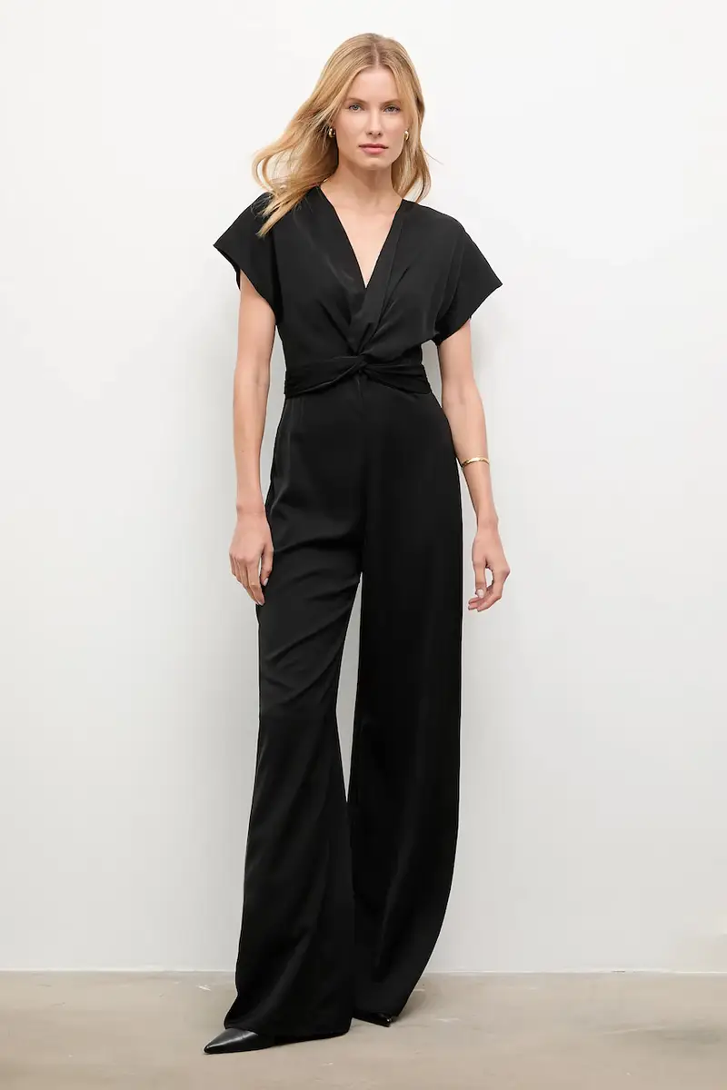 tuta elegante colore nero miniatura 2