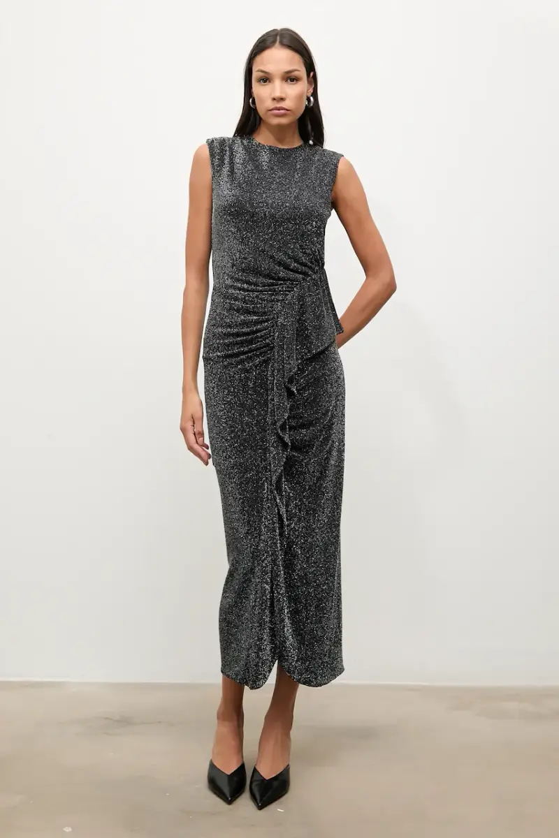 vestito colore argento