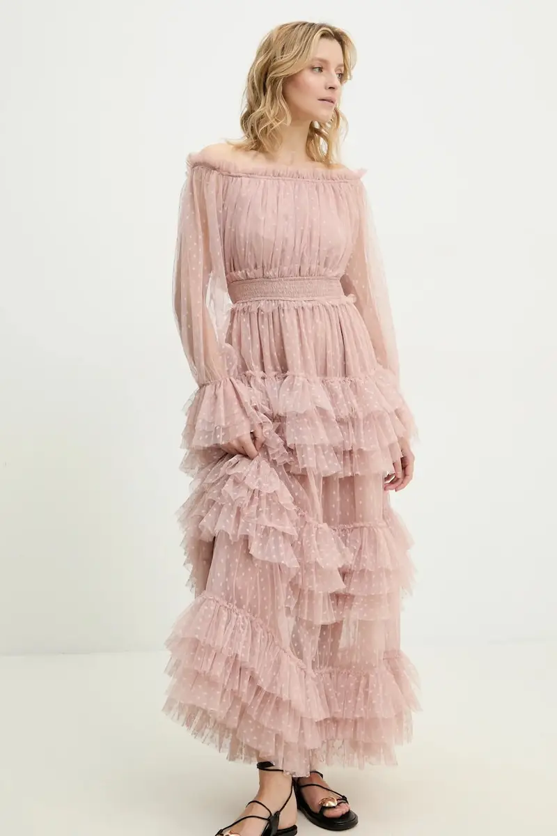 vestito colore beige