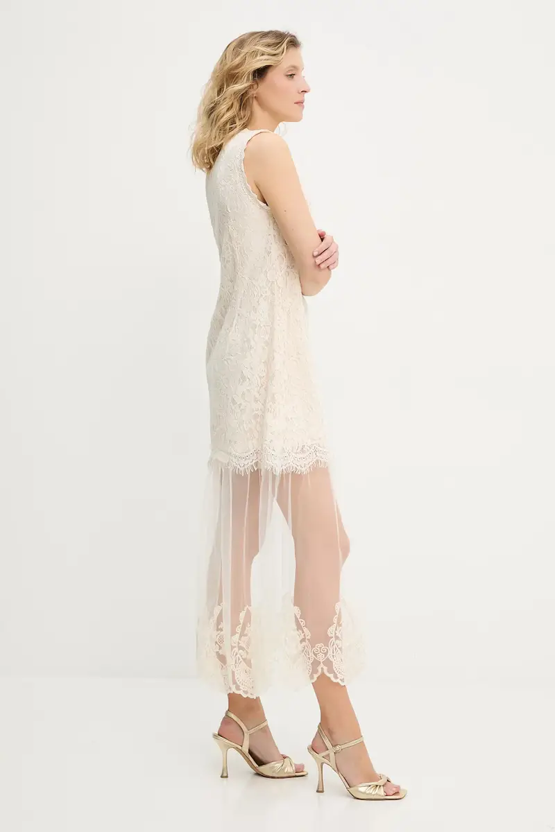 vestito colore beige