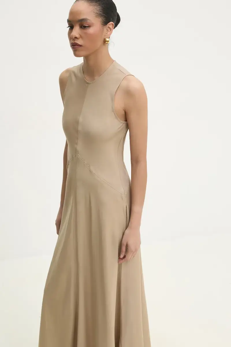 vestito colore beige