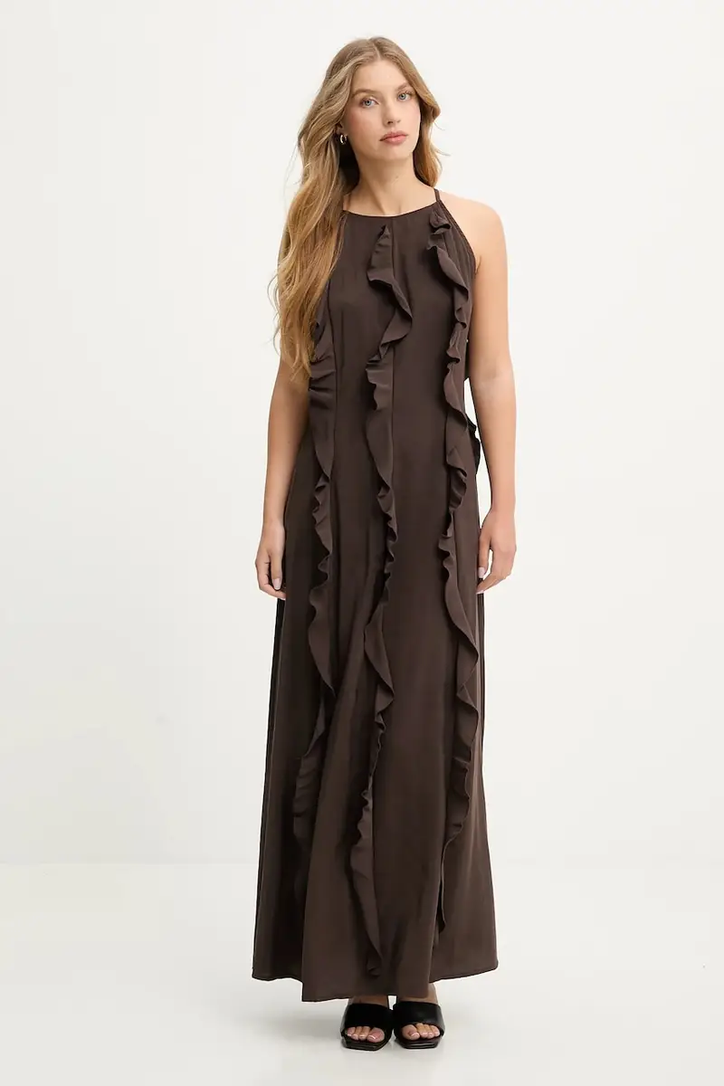 vestito colore marrone