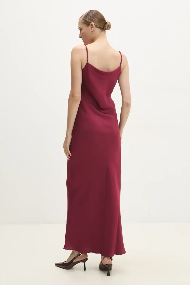 vestito colore rosso miniatura 3