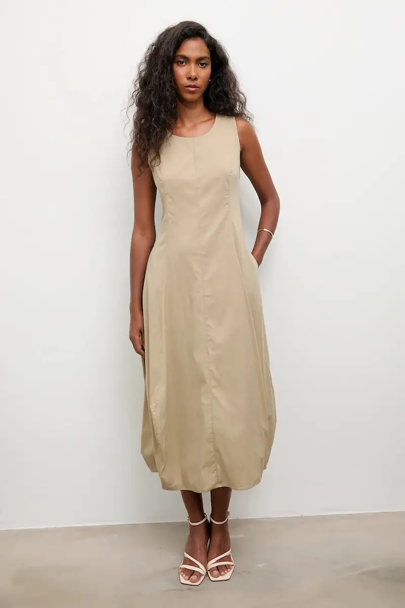 vestito colore verde