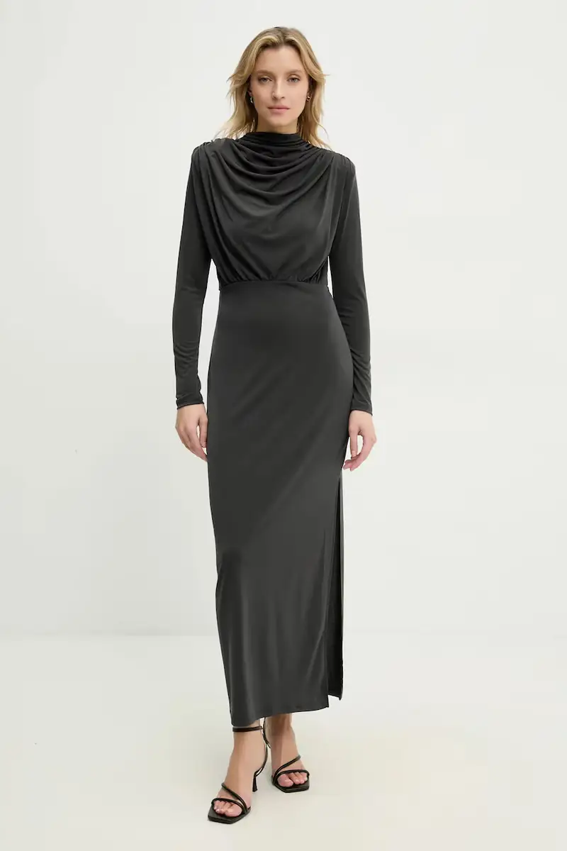 vestito colore verde