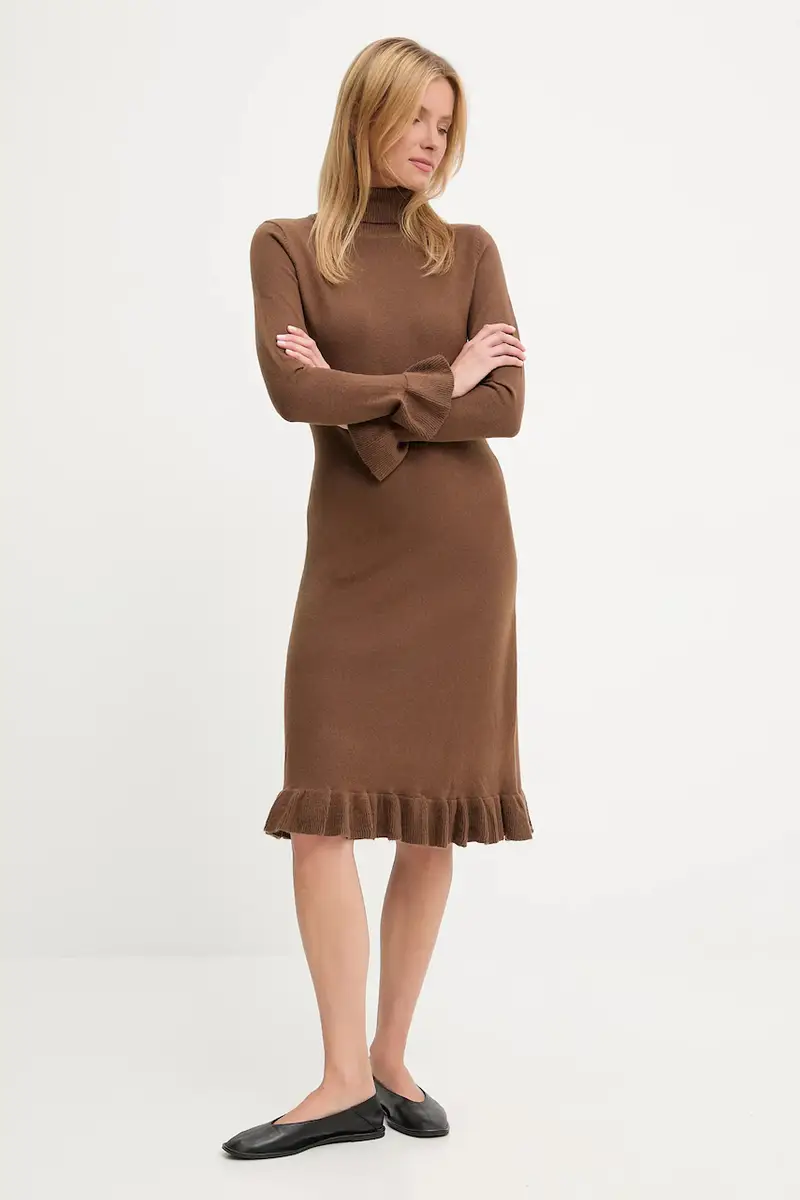 vestito in cachemire colore marrone