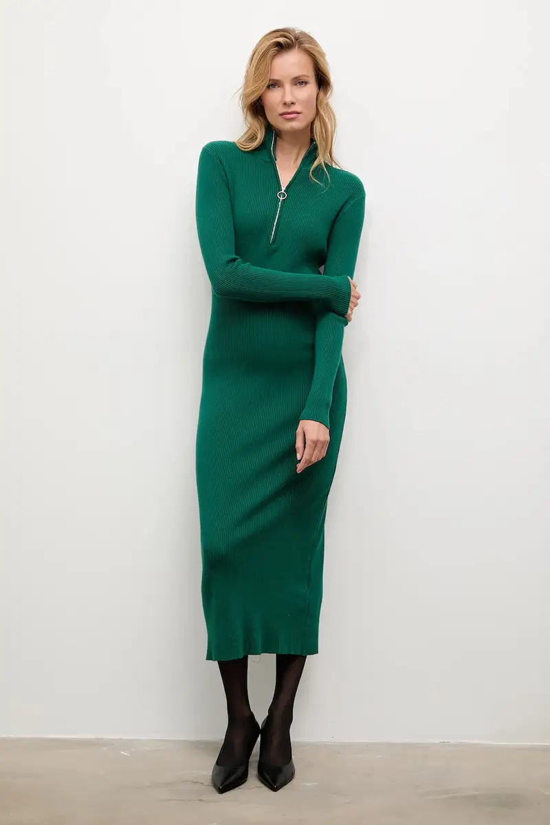 vestito in cachemire colore verde