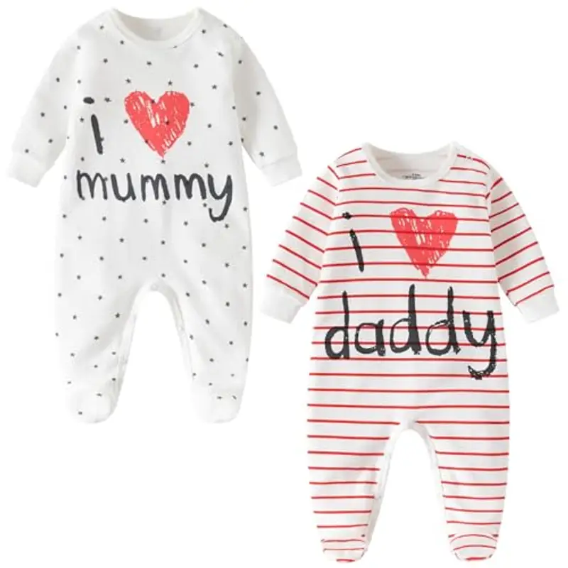 AOMOMO, 2 tutine per neonati, unisex, chiuse ai piedi, con scritte in lingua inglese "I Love Mummy" e "I Love Daddy”