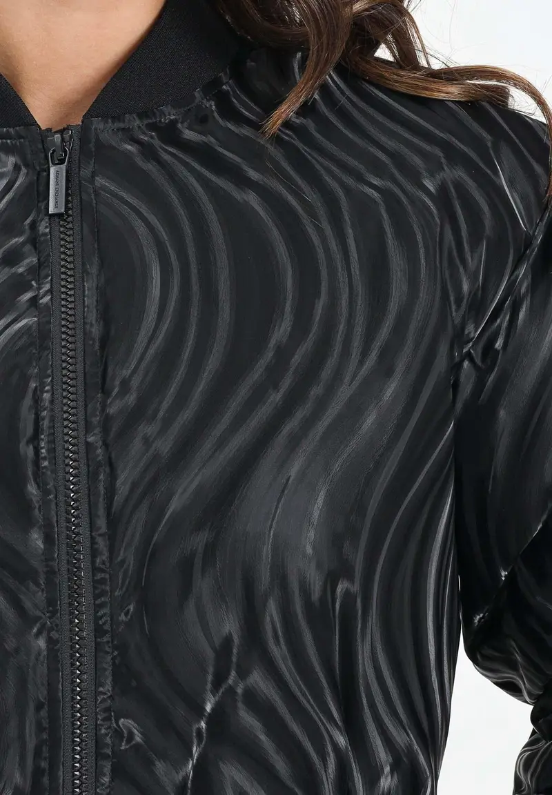 ARMANI EXCHANGE Bomber nero da donna con motivo a onde lucide miniatura 2