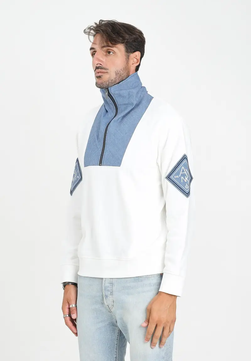 ARMANI EXCHANGE Felpa a mezza zip bianca da uomo caratterizzata da un originale inserto