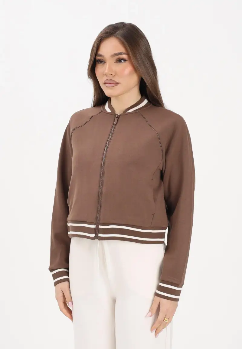 Felpa con zip marrone da donna con logo sul retro
