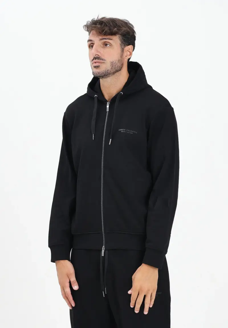Felpa con zip nera da uomo rifinita da stampa logo