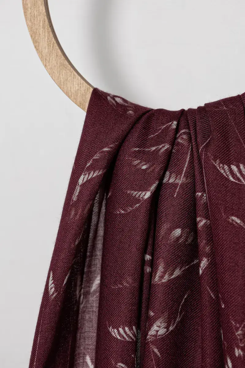 scialle donna colore granata XW001484 AF16978 miniatura 2