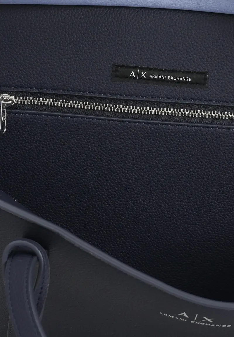 ARMANI EXCHANGE Shopper blu da donna con logo e ciondolo rimovibile AX miniatura 3
