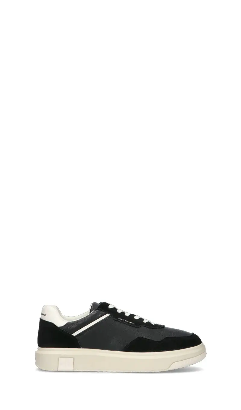 Sneaker uomo nera Vario