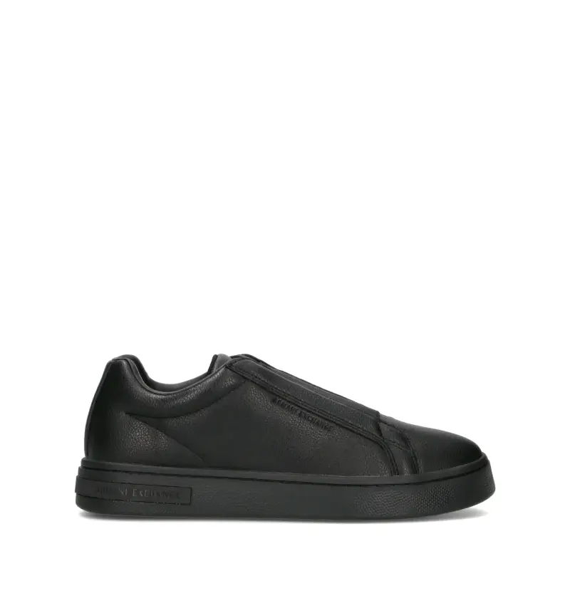 Sneaker uomo nera Vario