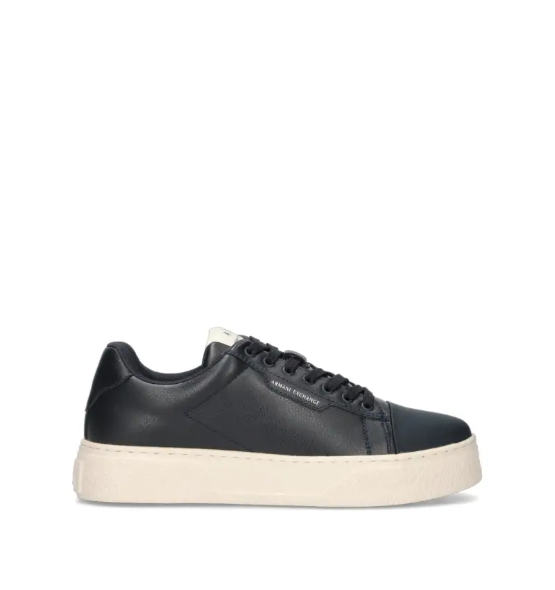Sneaker uomo nera Vario