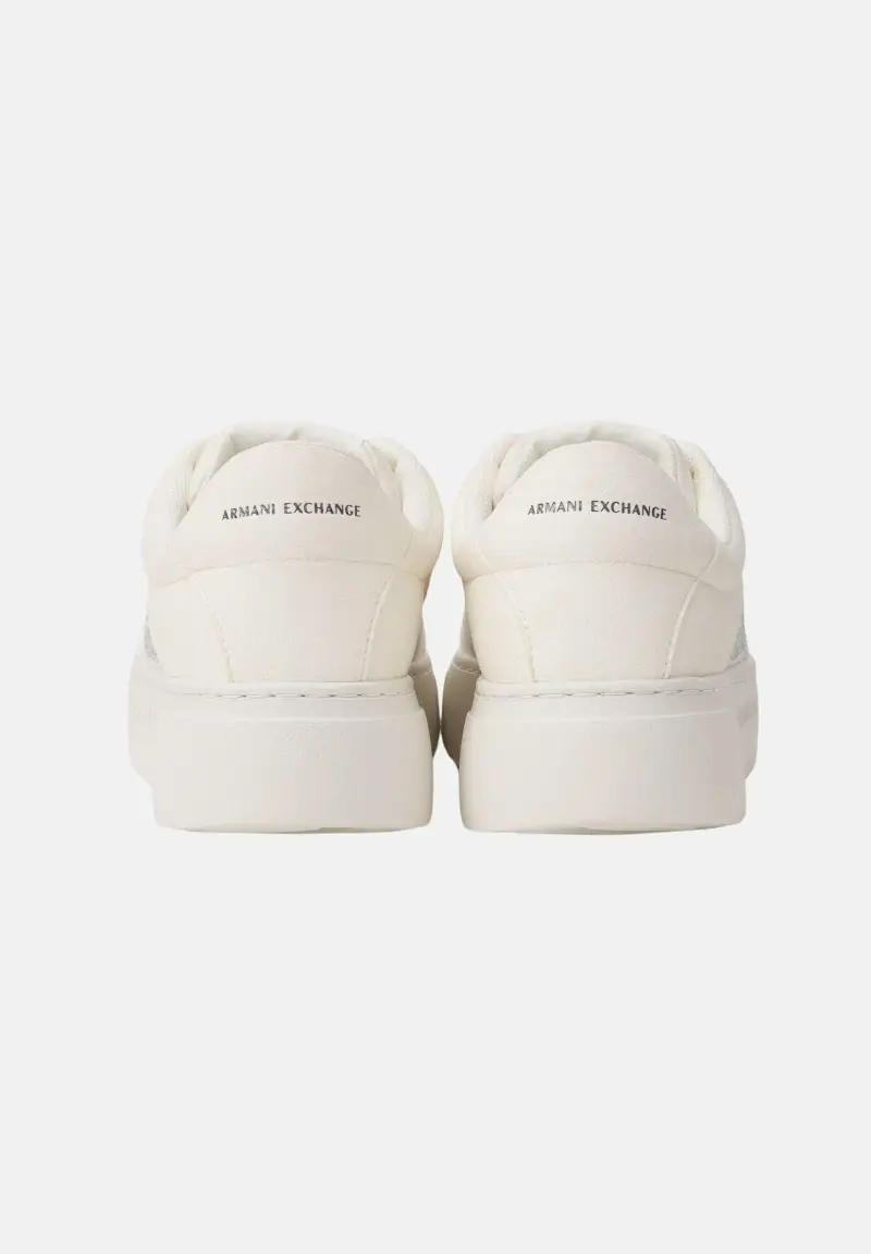 Sneakers panna da donna con logo in strass miniatura 2