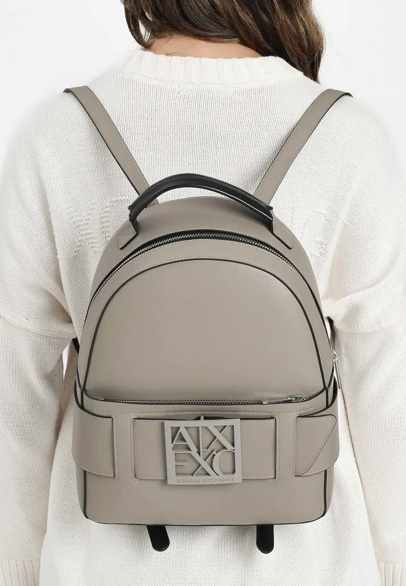ARMANI EXCHANGE Zaino color fango da donna con placca logo miniatura 3