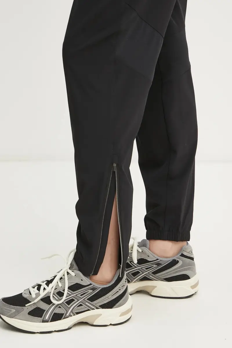 pantaloni da corsa Core colore nero 2012D176 miniatura 4