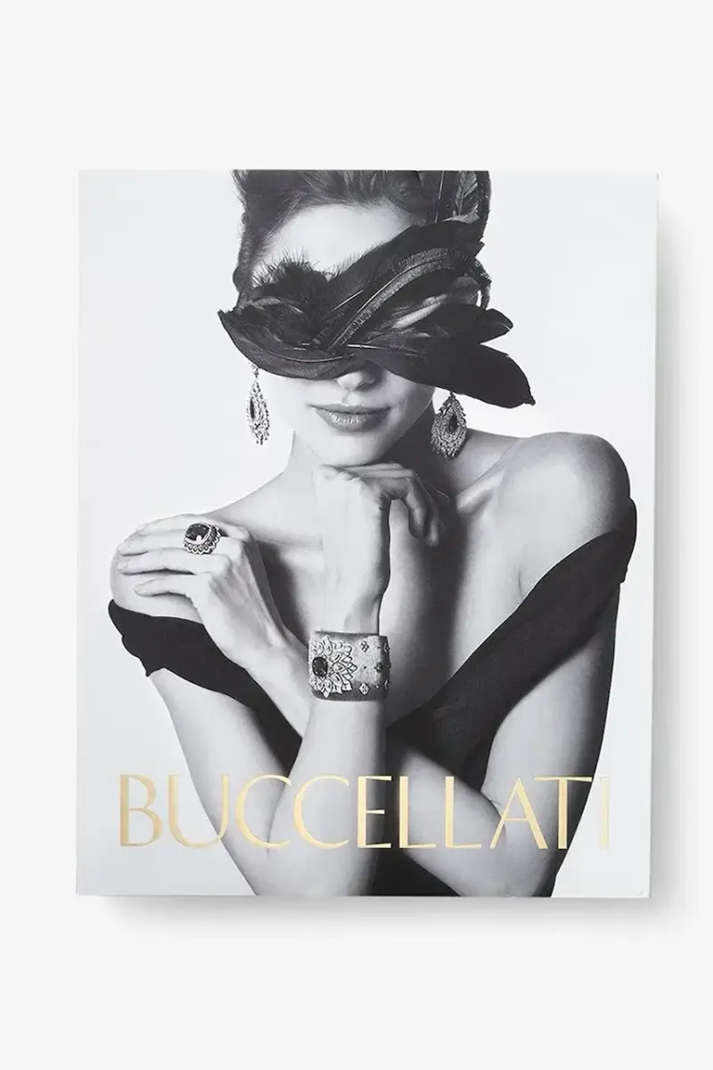 libro .Buccellati A Century of Timeless Beauty by Alba Cappellieri, English Multicolore