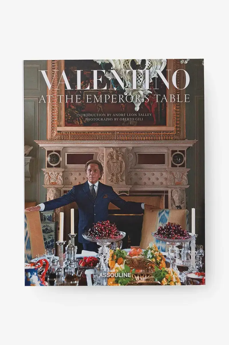 libro Valentino At the Emperor's Table by Valentino Garavani, English Multicolore