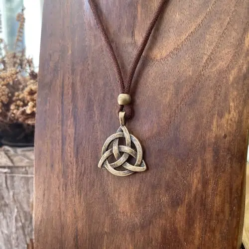 ASTER ALHELÍ -Collana Uomo Donna Nodo Trinquette del Triangolo Celtico Trinità in Argento Vecchio o Bronzo - Ciondolo miniatura 3