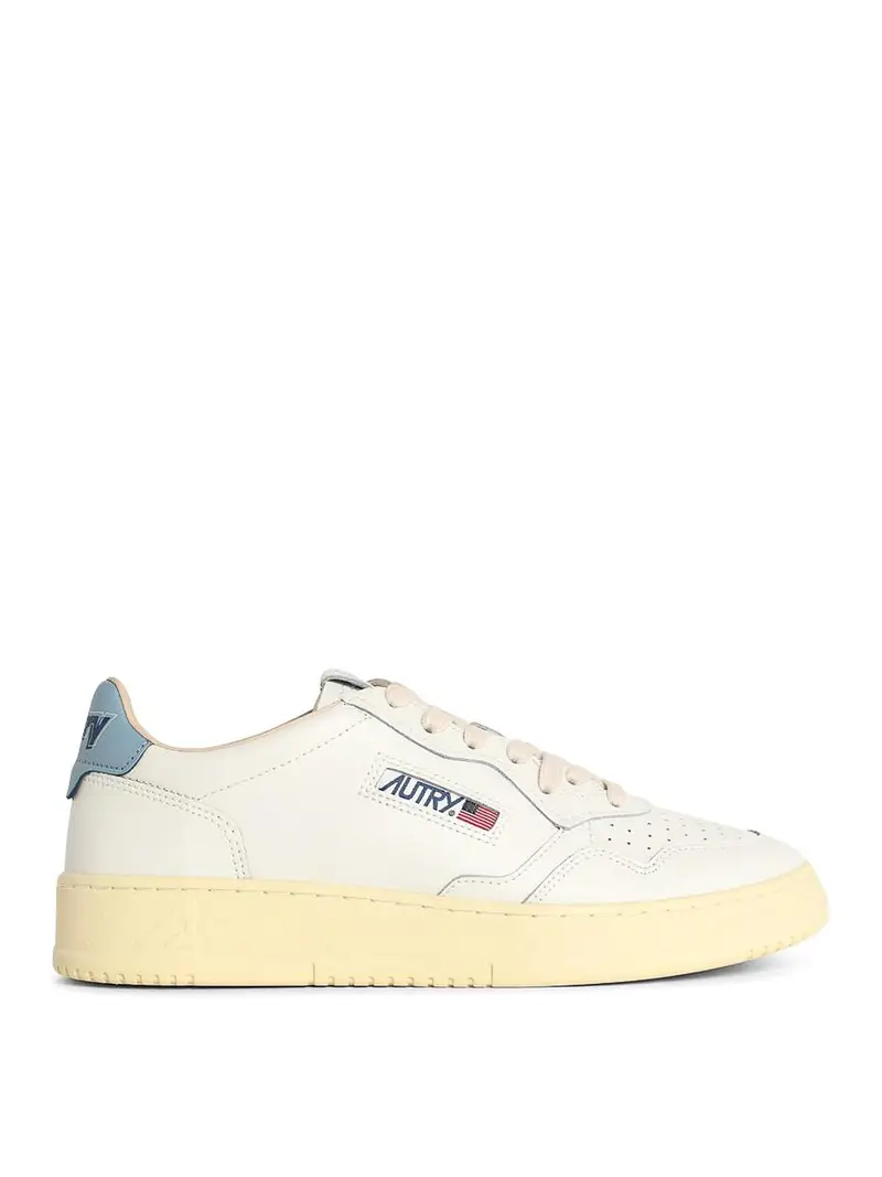 Sneaker basse in pelle bianca da medaglia Bianco