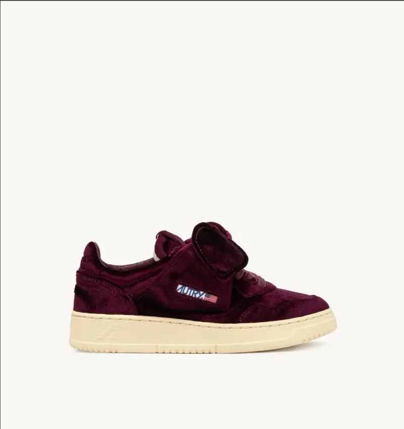 Sneakers medalist in velluto bordeaux e fiocco