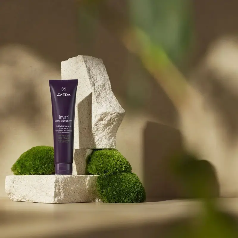 Invati Ultra Advanced Fortifying Leave-In Treatment - Styling e trattamento capelli miniatura 2