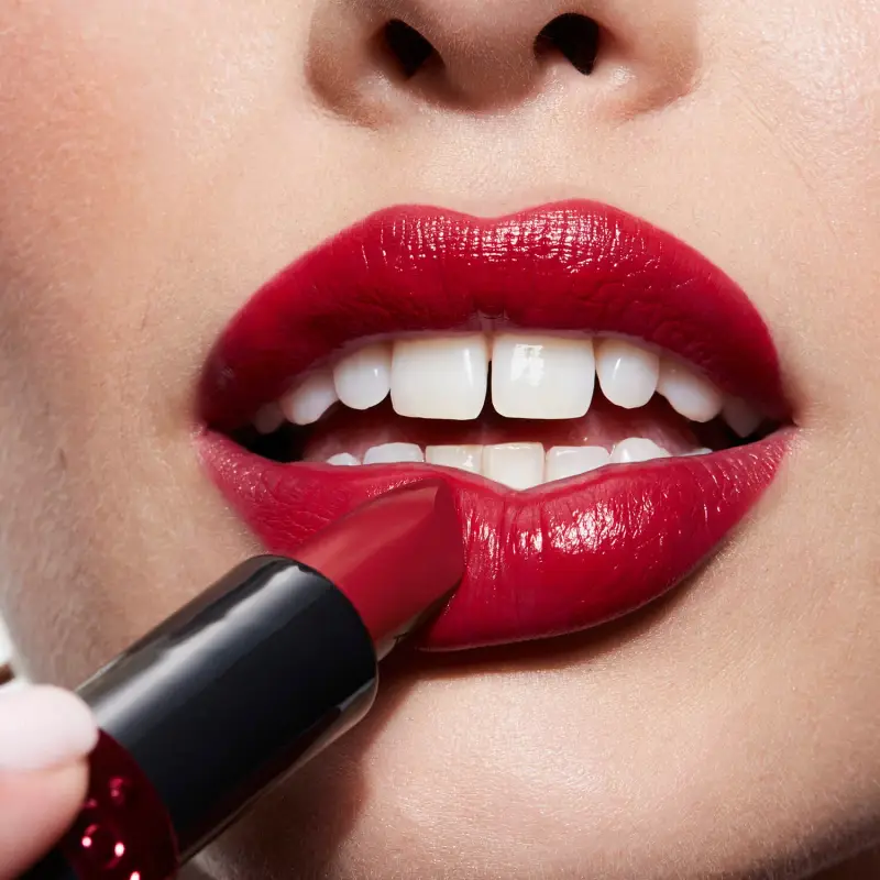 Lip Color Rossetto Ultra Creamy Red 2000 - Rossetti miniatura 4