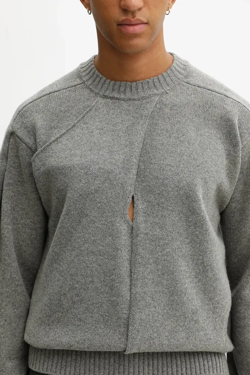 maglione con lana Stitch paneled colore grigio A3401001 miniatura 4