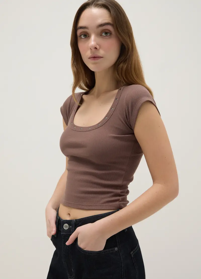 T-shirt In Cotone Elasticizzato Marrone Slim Fit Con Borchie Sul Collo, Donna, Marrone