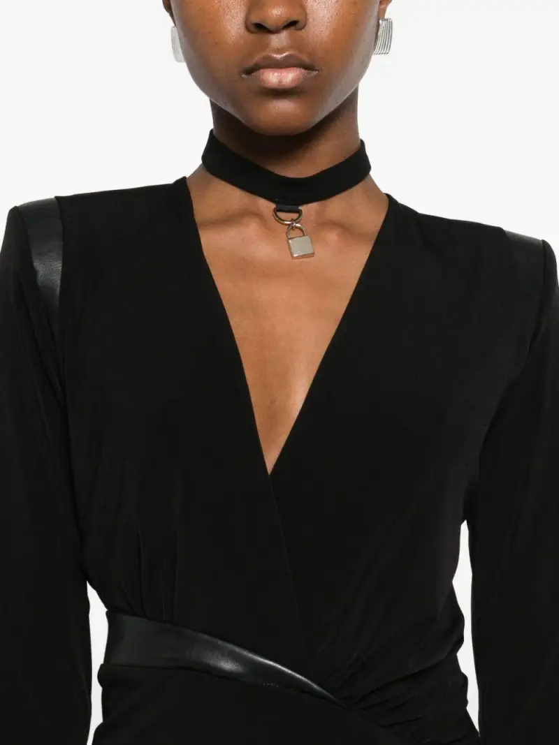 Abito con Dettaglio Cut-Out e Drappeggio Nero miniatura 3