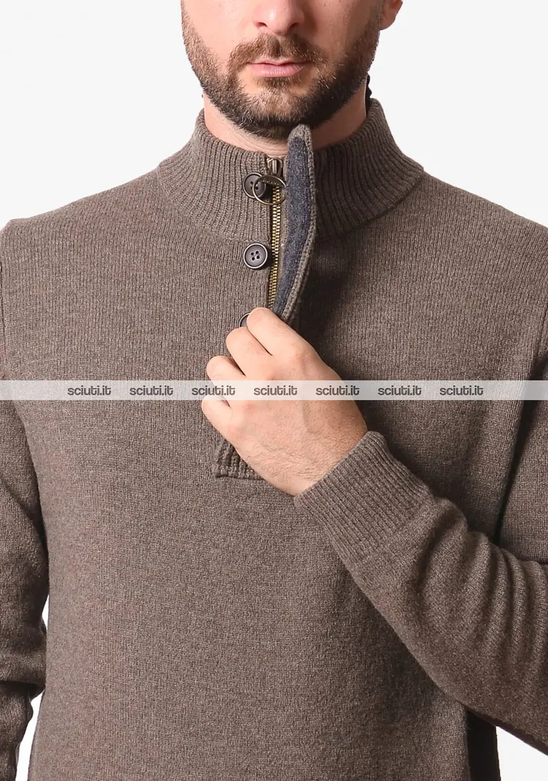 Maglione Barbour uomo beige scuro in lana con patch