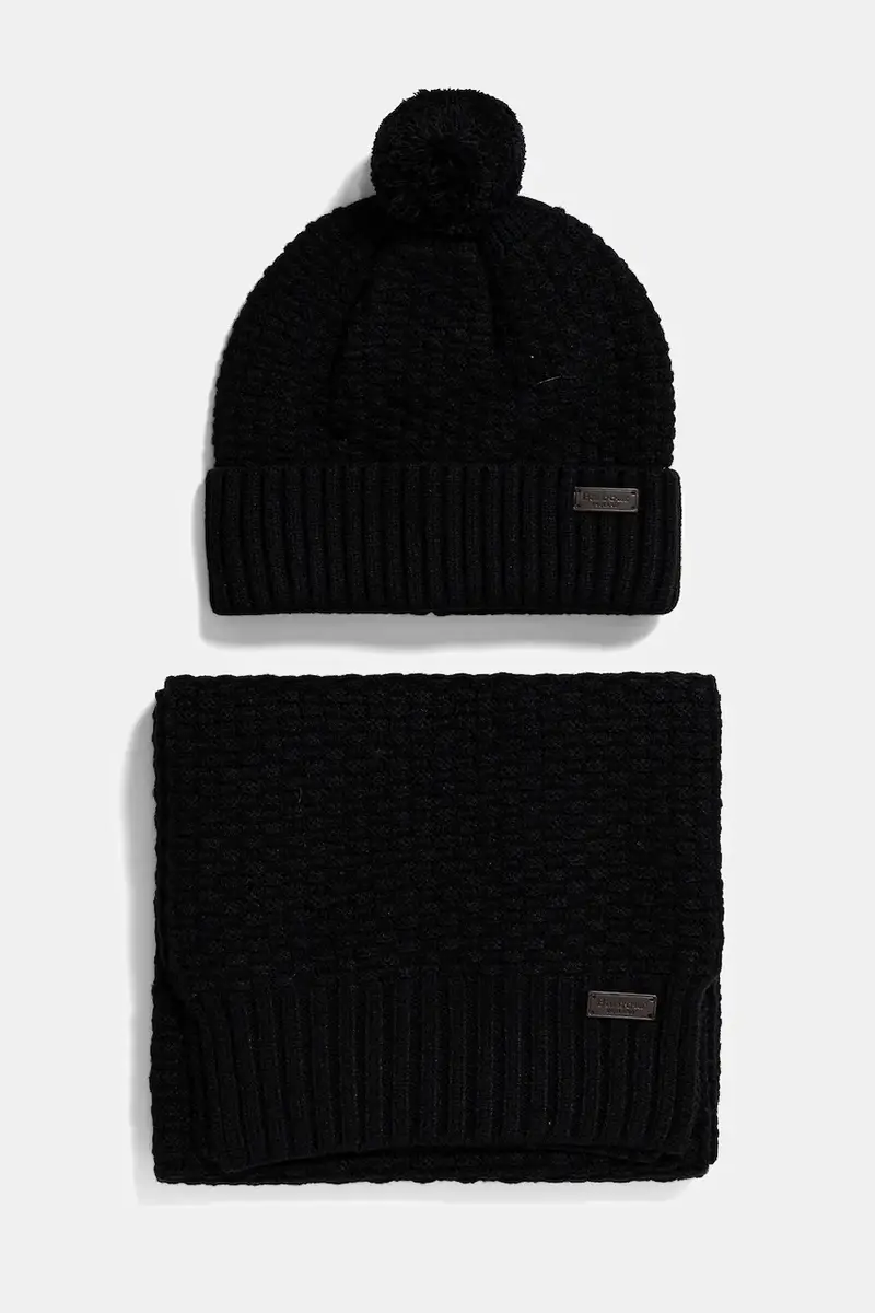 sciarpa e capello colore nero MGS0097