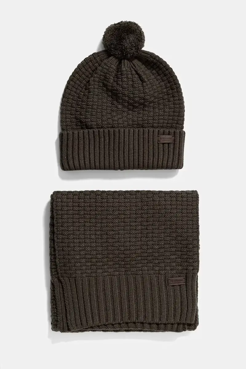 Barbour Sciarpa e Cappello Verde in Poliestere Riciclato