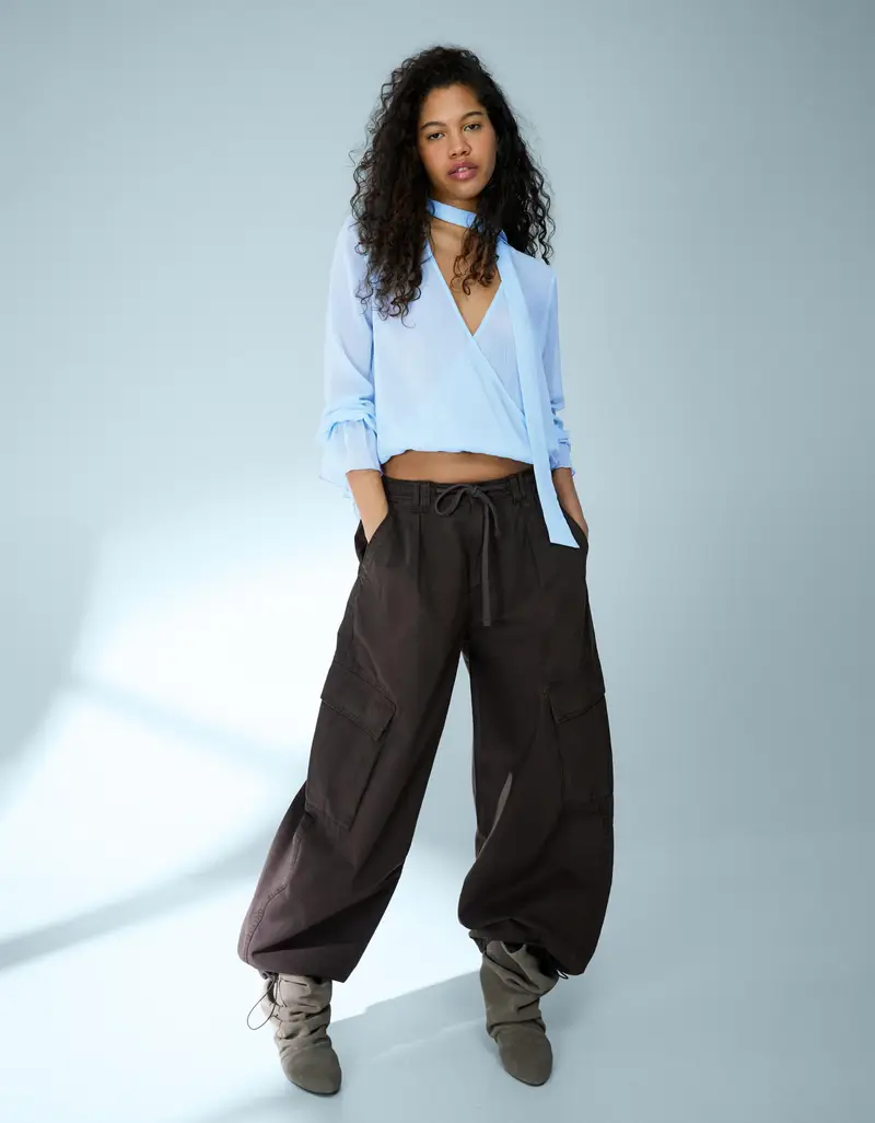 Blusa Maniche Lunghe Incrociata Con Foulard Donna Azzurro Chiaro